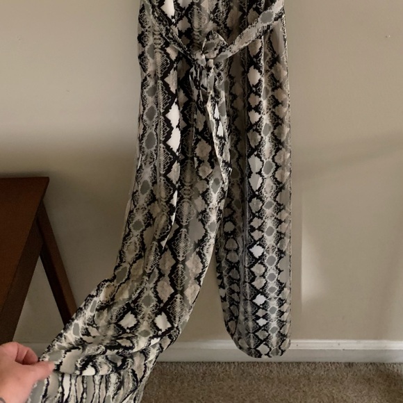 Long flowey romper - Picture 6 of 6